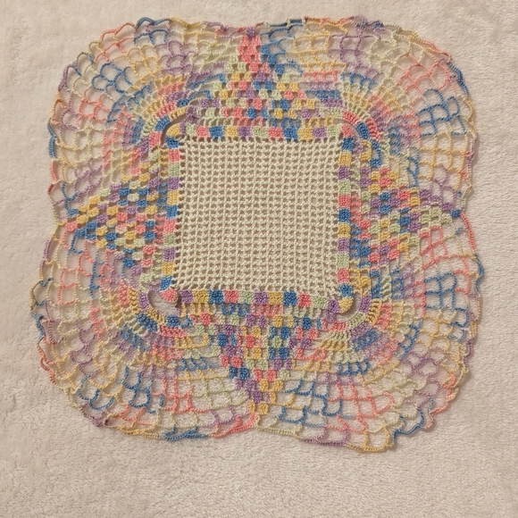 ✨3/$15✨ Crocheted Items - Picture 4 of 5